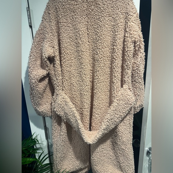 House of CB Blush Teddy Jacket - Picture 5 of 6